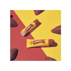 Бальзам Carmex для губ Клубника 4,25 г стик