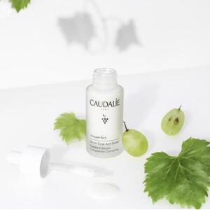 Сироватка Caudalie 041 Vinoperfect сяюча для корекції кольору обличчя 30 мл